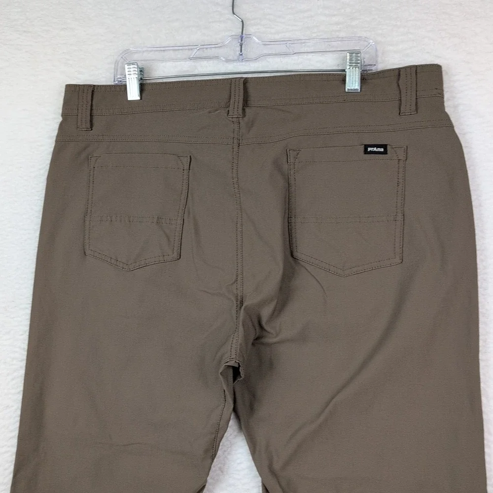 Prana Brion Pant II Hiking Men's 40x30 Standard‎ Fit Green Nylon Stretch Outdoor